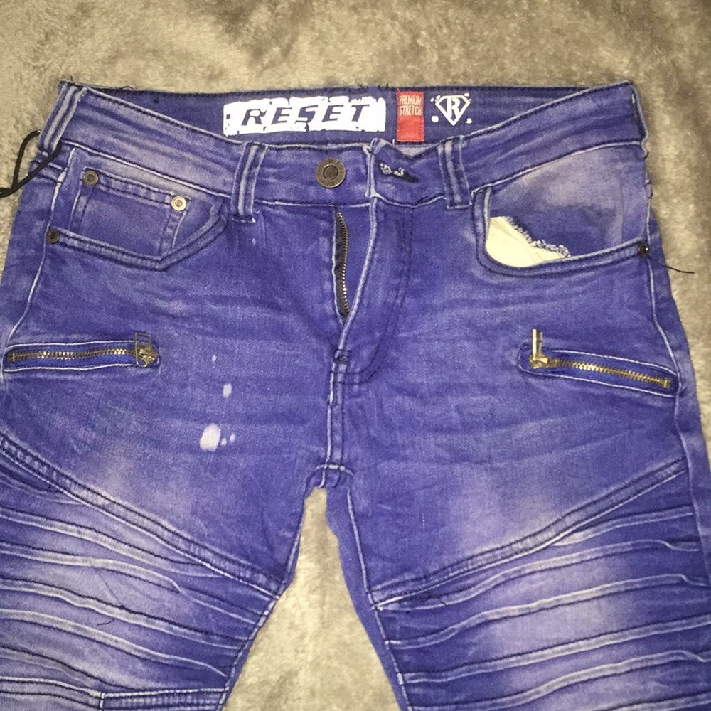 Blue jeans - Picture 2 of 7